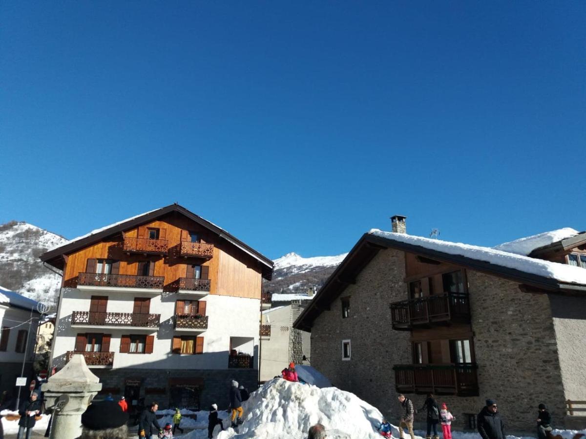 Deacons Lodge Bardonecchia Εξωτερικό φωτογραφία